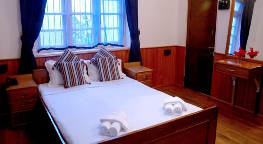 Hotel Tres